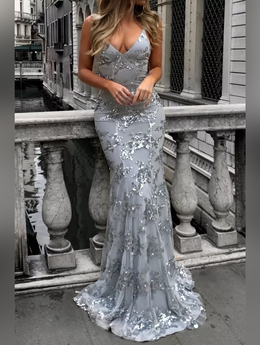 🌸Elegant Silver Sequin Tie Back Mermaid Evening Dress